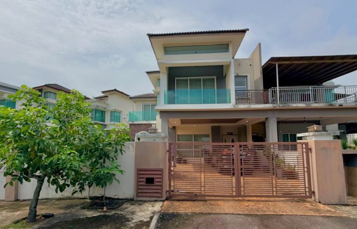 Rumah Untuk Dijual Semi-D Bandar Warisan Puteri Sikamat Negeri Sembilan