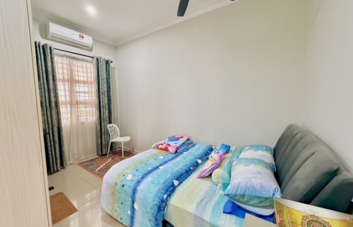 Rumah Untuk Dijual Semi-D Bandar Warisan Puteri Sikamat Negeri Sembilan
