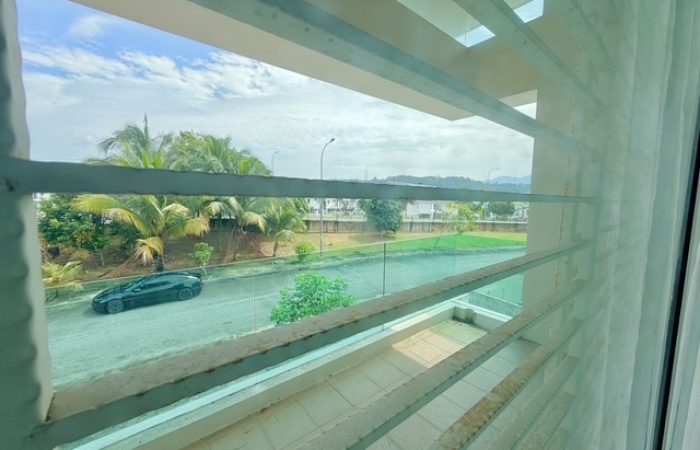 Rumah Untuk Dijual Semi-D Bandar Warisan Puteri Sikamat Negeri Sembilan