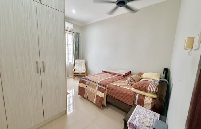 Rumah Untuk Dijual Semi-D Bandar Warisan Puteri Sikamat Negeri Sembilan