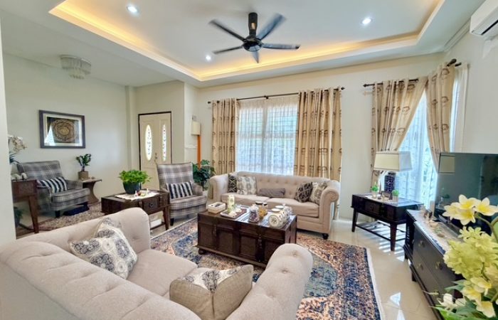 Rumah Untuk Dijual Semi-D Bandar Warisan Puteri Sikamat Negeri Sembilan